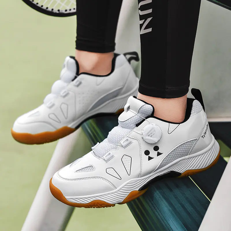 Lightweight Breathable Sports Shoes for Tennis and Badminton